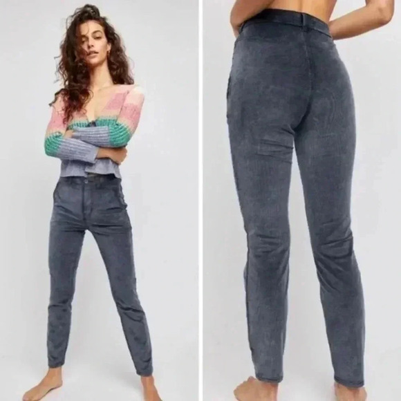 Free People Women's Fine Line Straight Leg Crop Jeans Black Corduroy - Picture 2 of 5